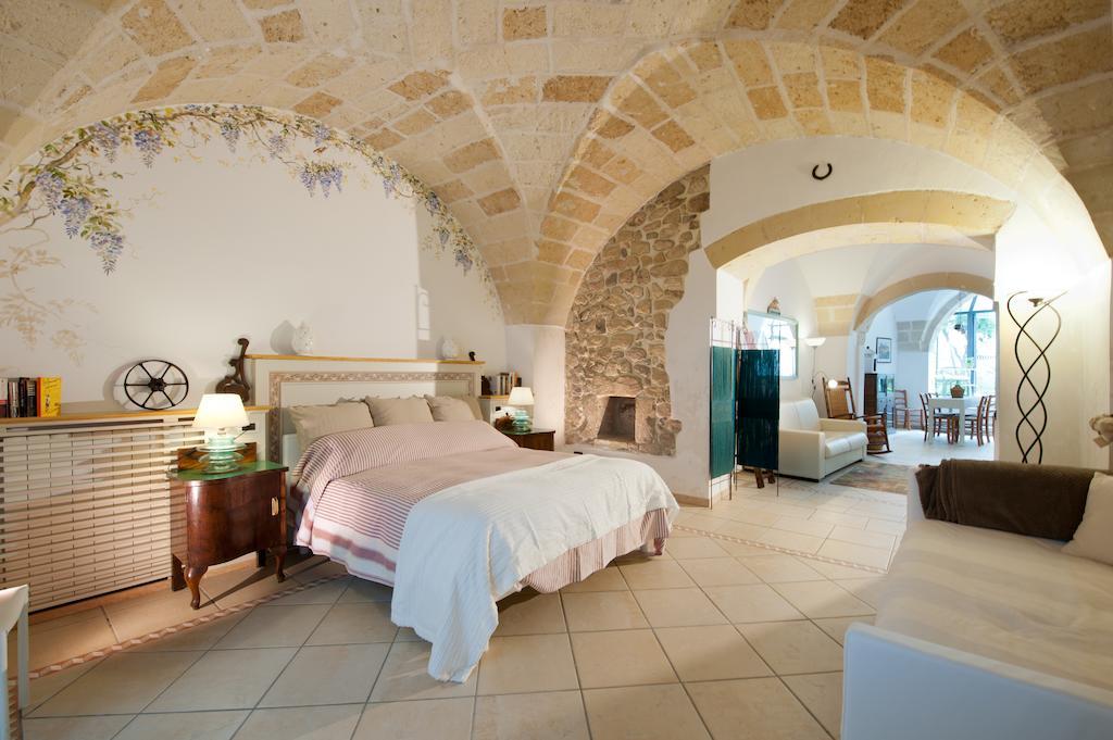 Casa D'Artista Suite & Garden Lecce Exterior photo
